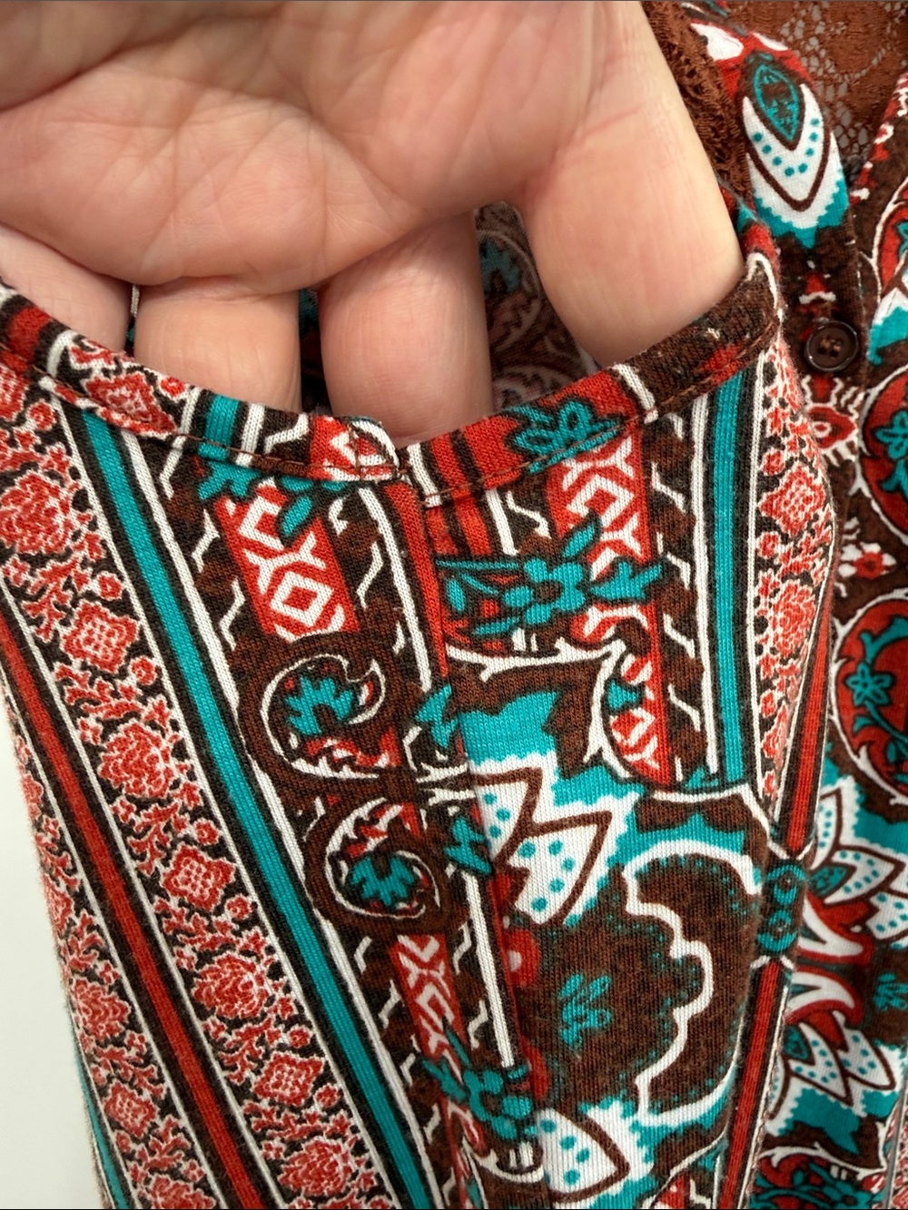 Absolutely Famous Sleeveless Tank Top w/Print Size XL Lace Detail Western Boho - Picture 6 of 9